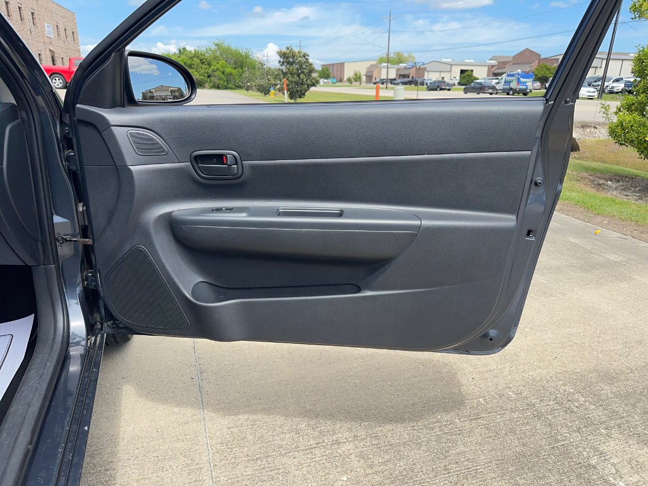 Hyundai Accent SE 3-Door 2009