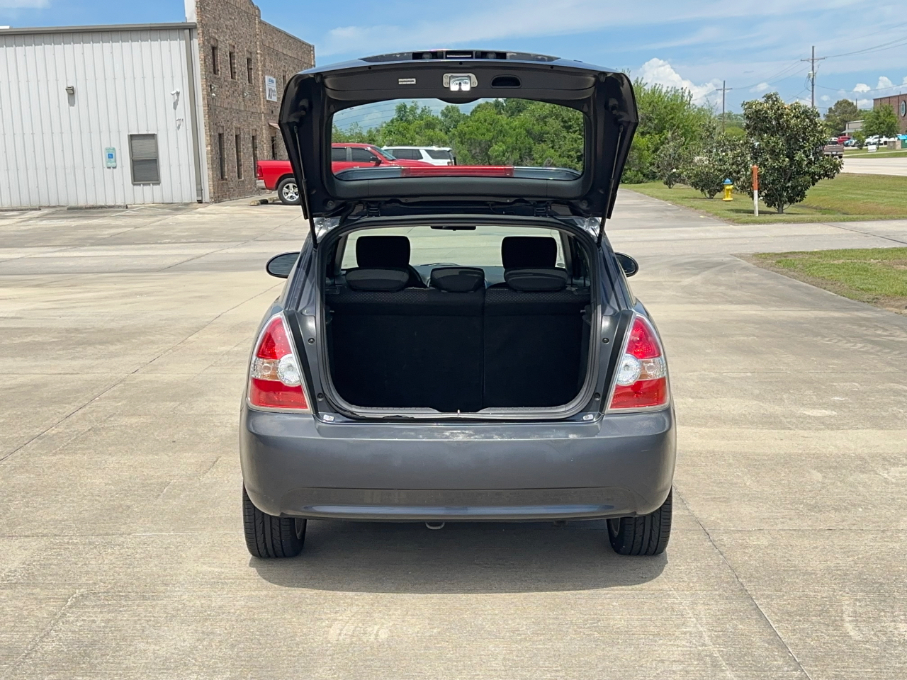 Hyundai Accent SE 3-Door 2009