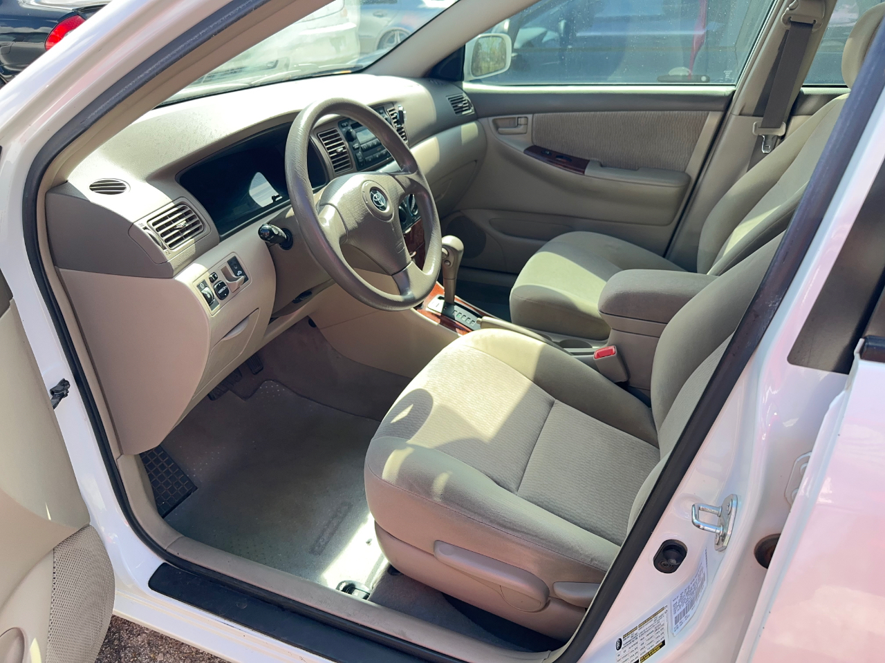 Toyota Corolla LE 2007