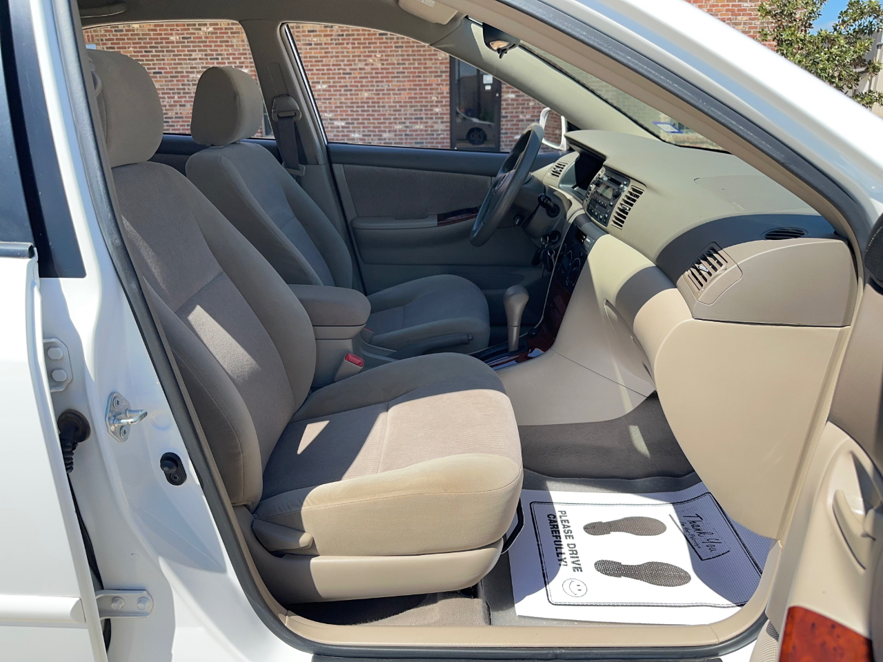 Toyota Corolla LE 2007