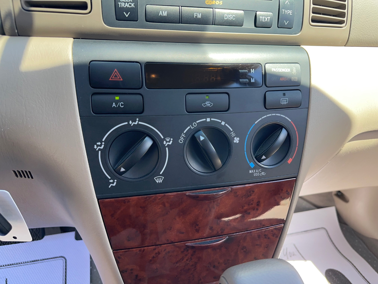 Toyota Corolla LE 2007