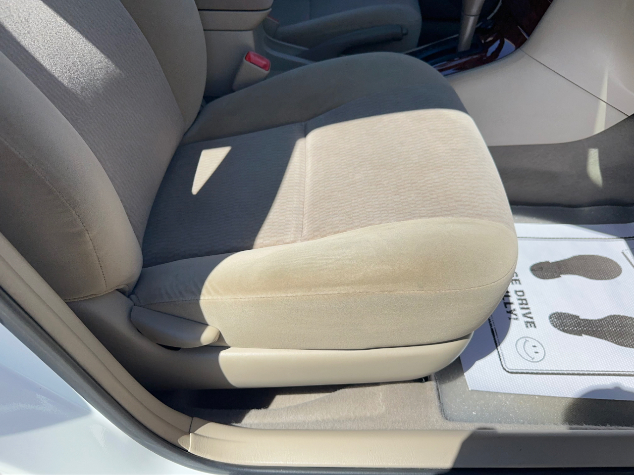 Toyota Corolla LE 2007