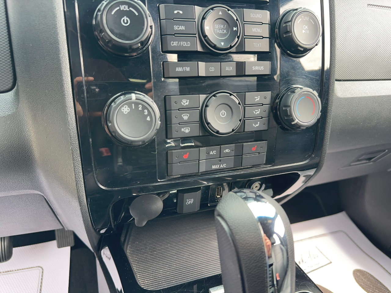 Ford Escape Limited FWD 2012