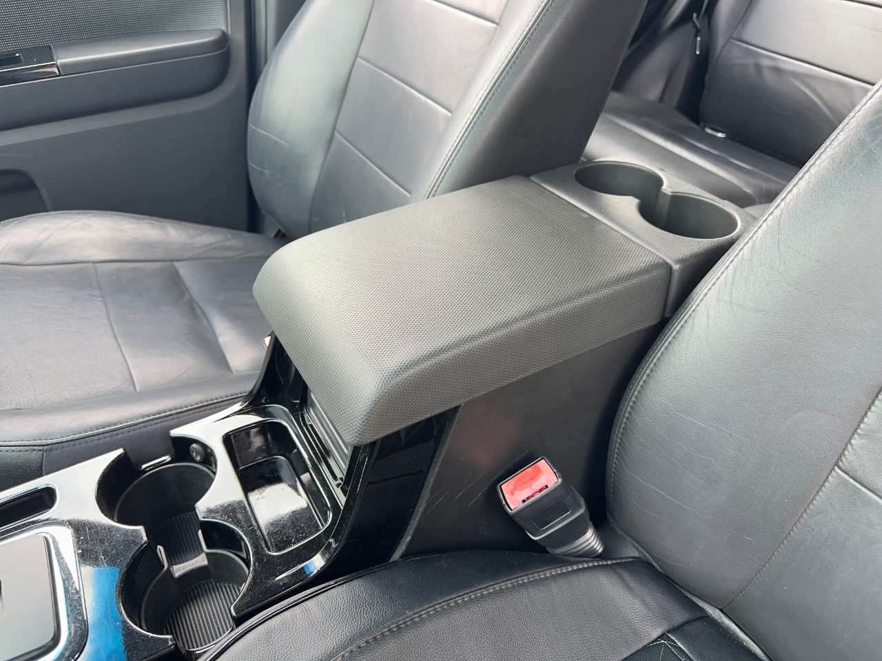 Ford Escape Limited FWD 2012