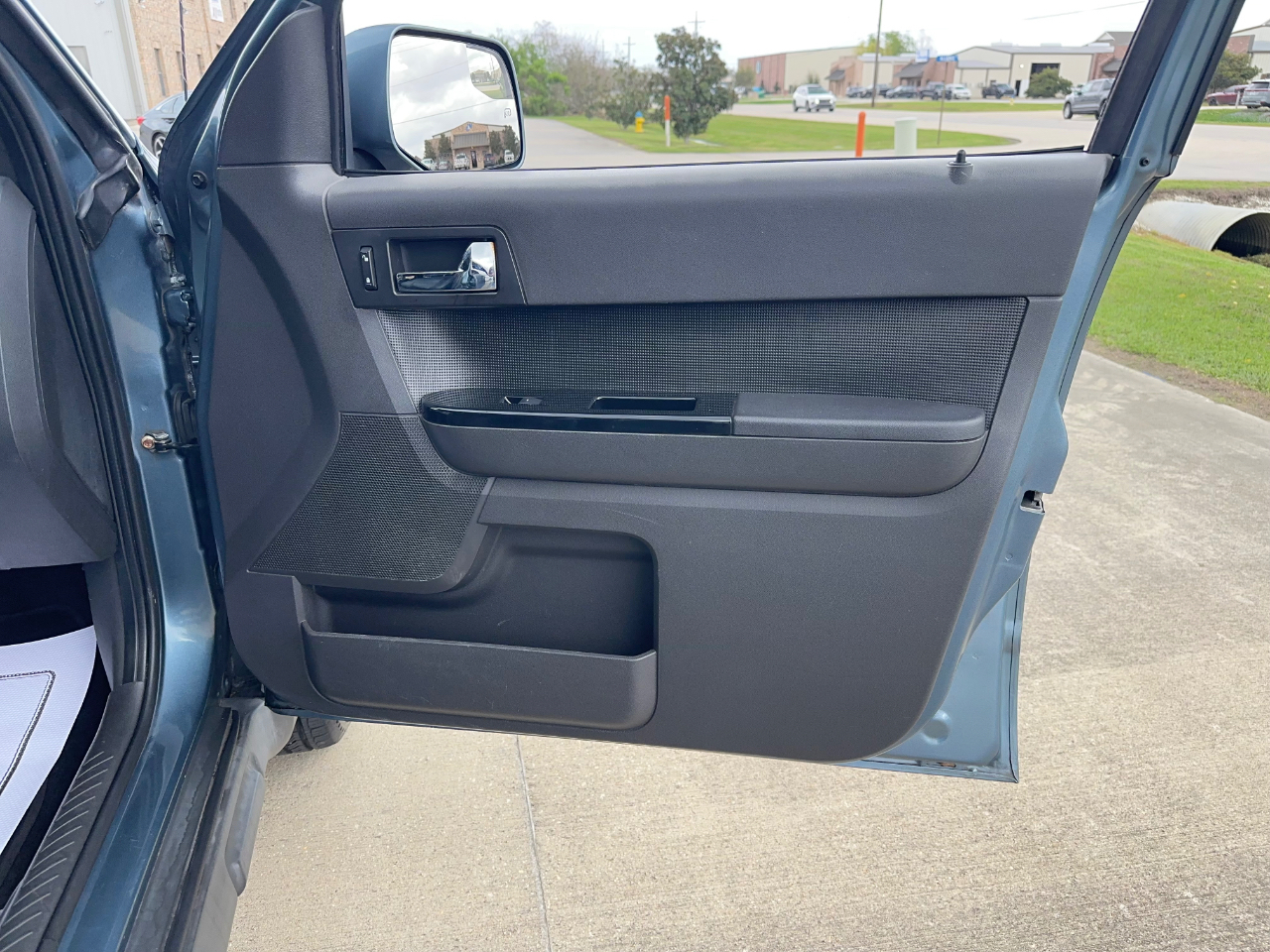 Ford Escape Limited FWD 2012