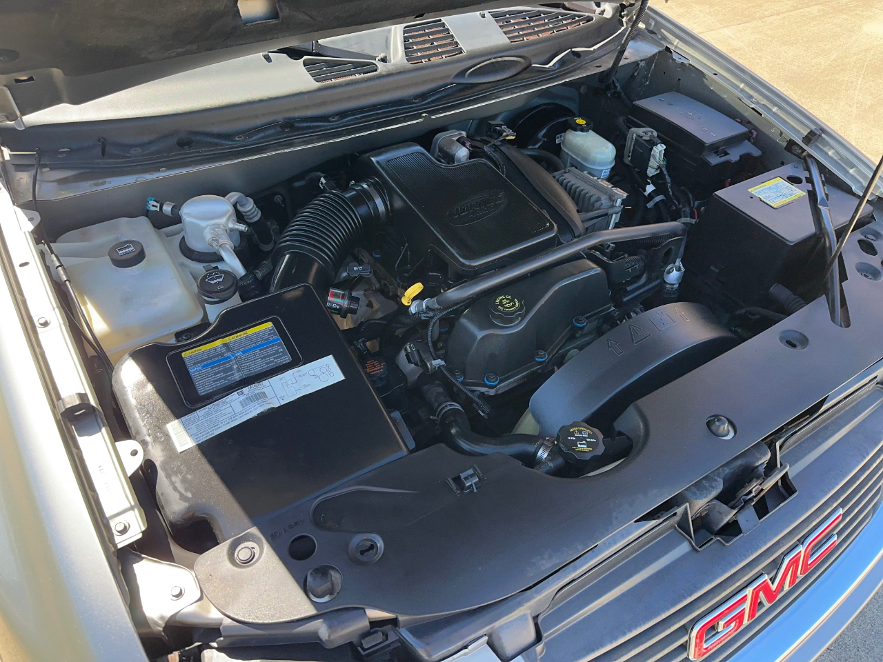 GMC Envoy SLT 2WD 2002