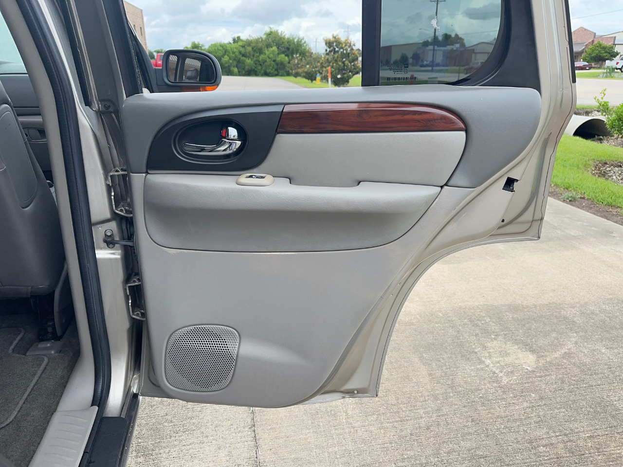 GMC Envoy SLT 2WD 2002