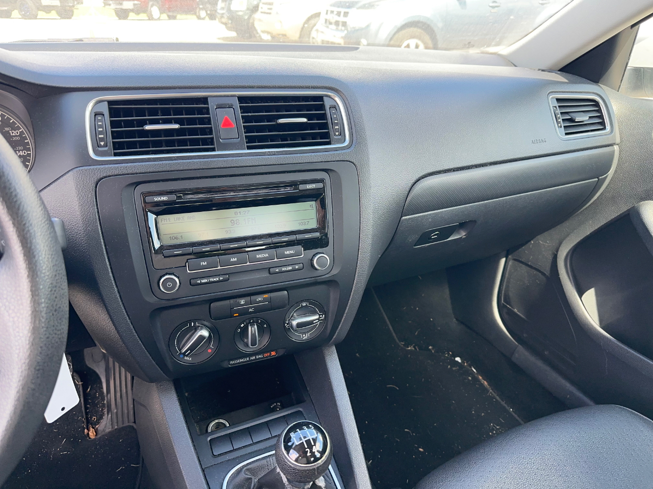 Volkswagen Jetta SE 2011