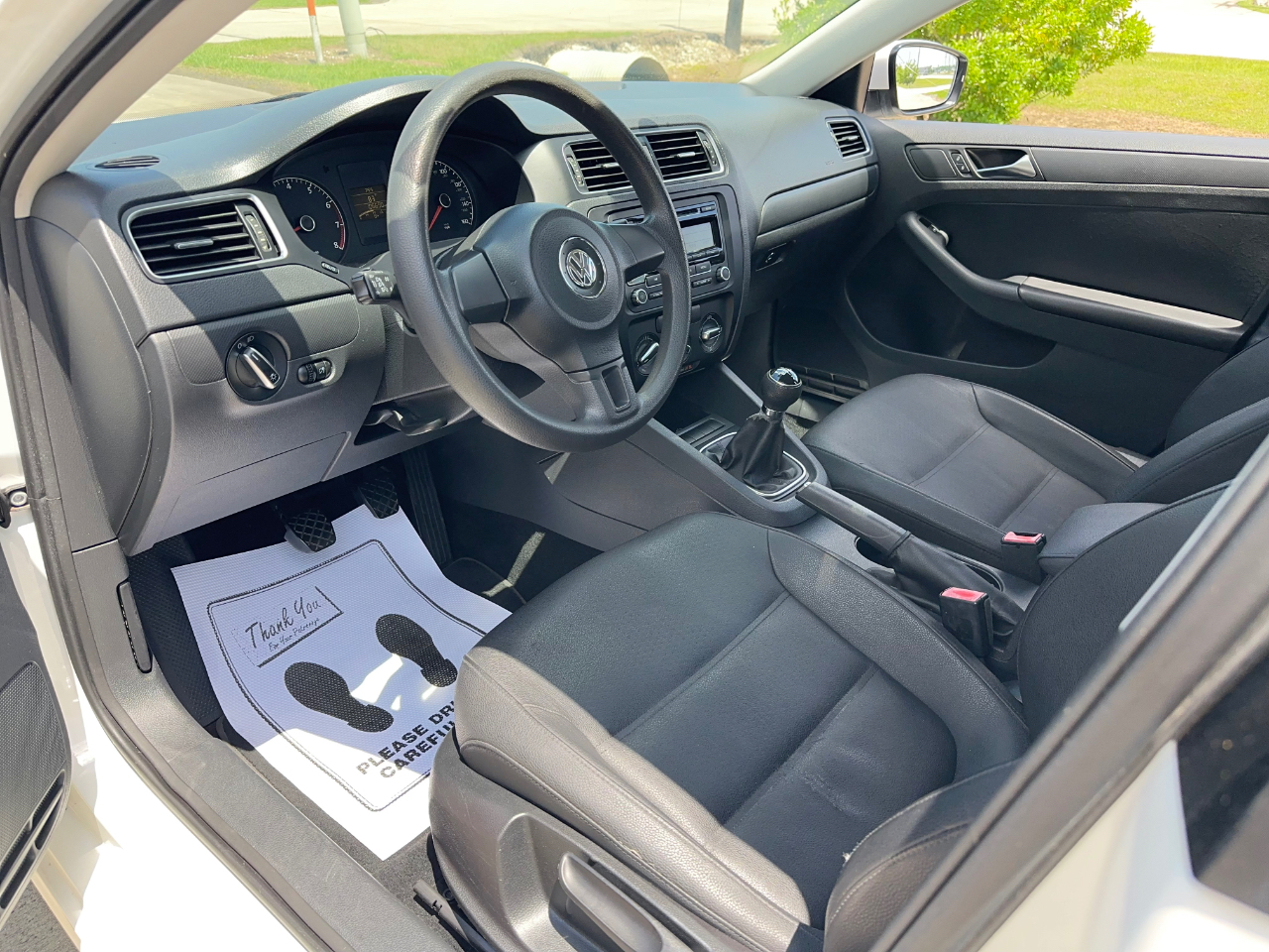 Volkswagen Jetta SE 2011