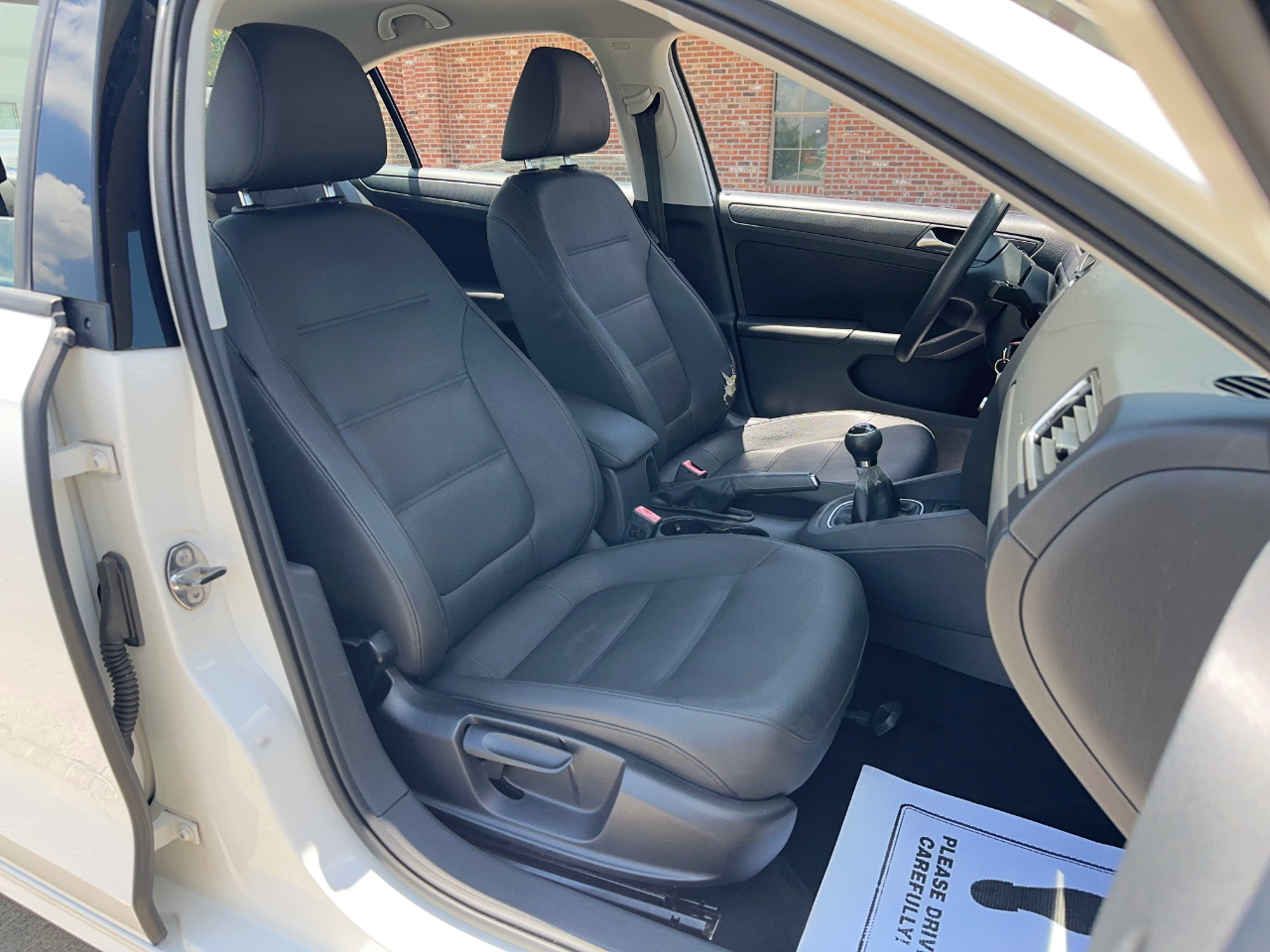 Volkswagen Jetta SE 2011