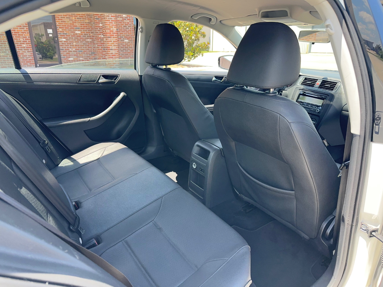 Volkswagen Jetta SE 2011