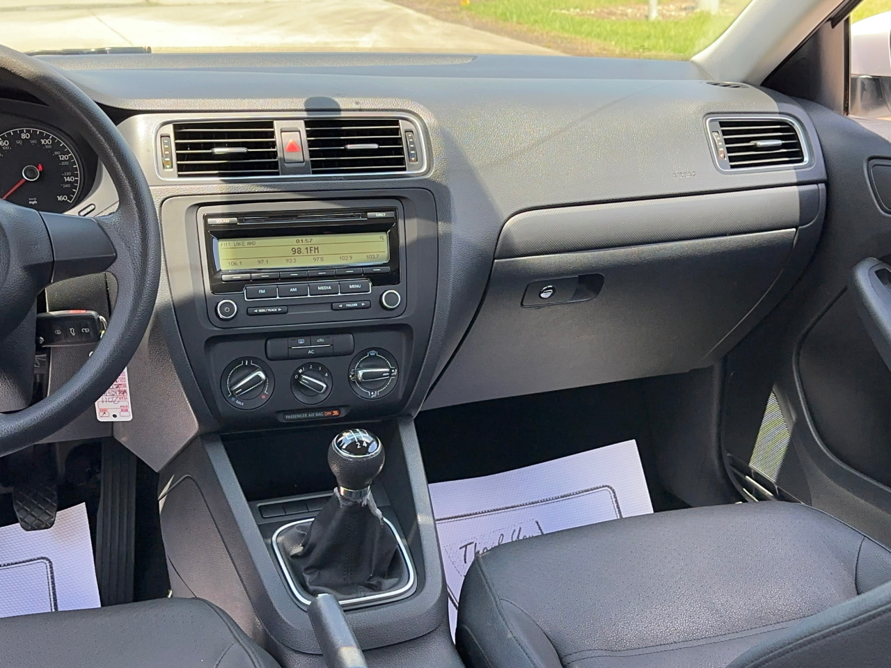 Volkswagen Jetta SE 2011