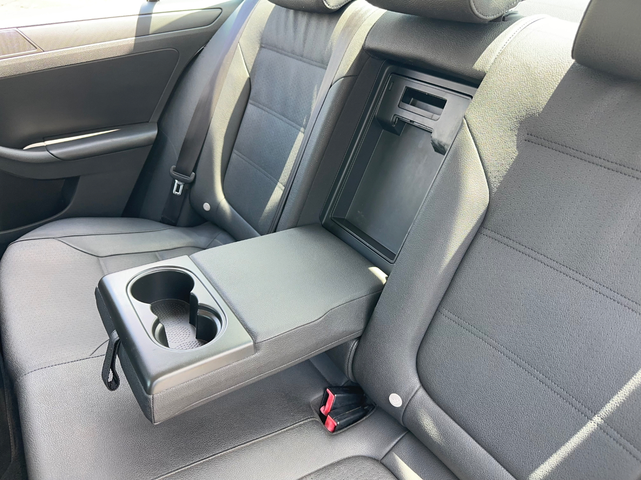 Volkswagen Jetta SE 2011