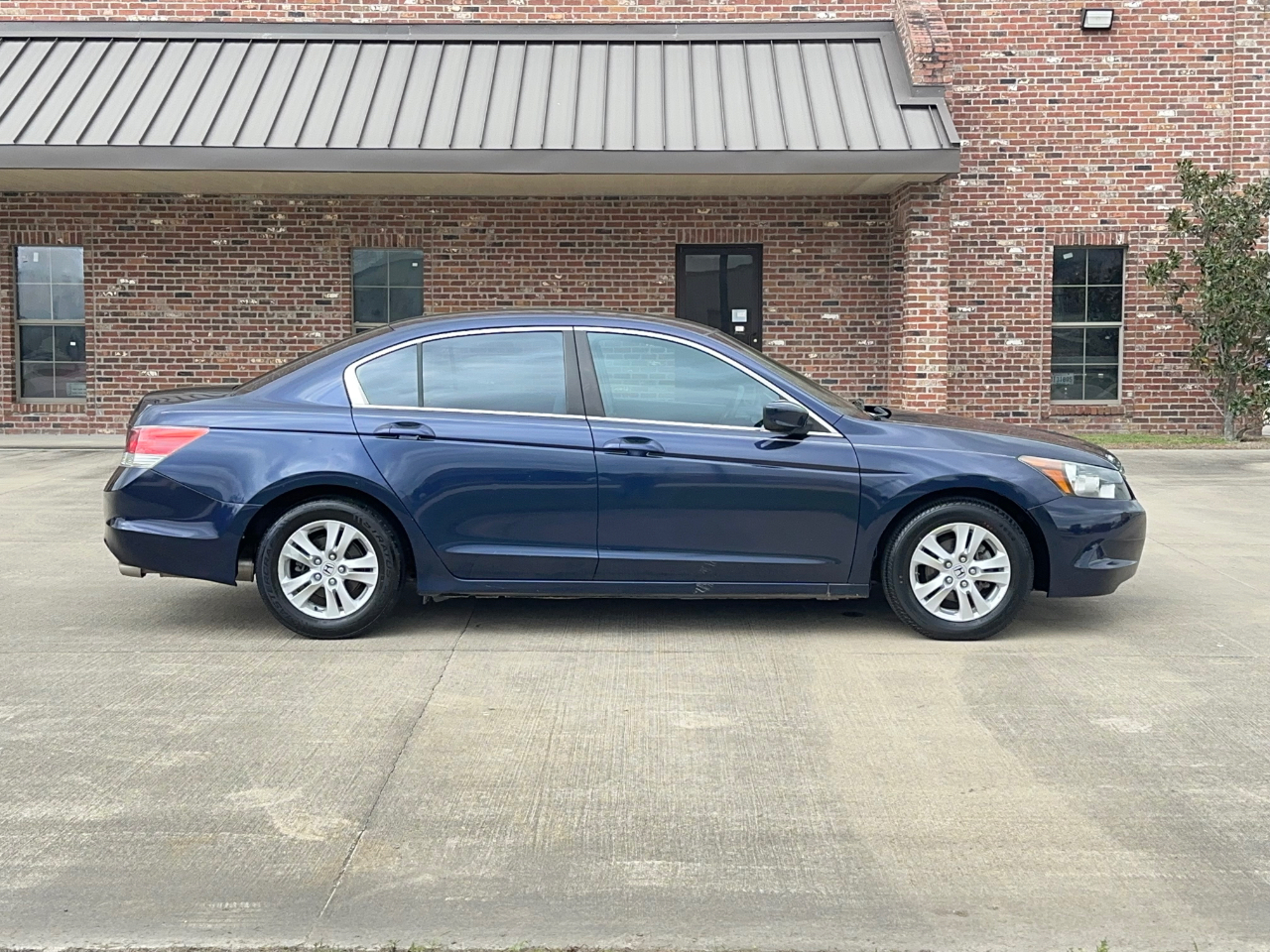 Honda Accord LX-P Sedan AT 2009
