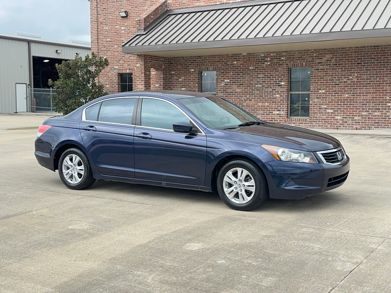Honda Accord LX-P Sedan AT 2009