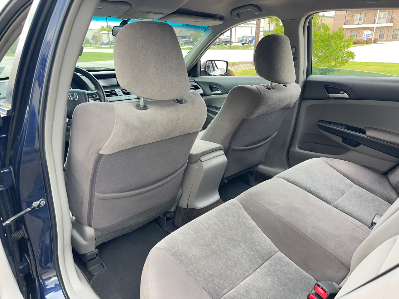 Honda Accord LX-P Sedan AT 2009