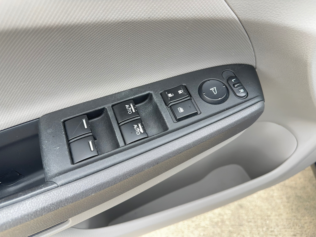 Honda Accord LX-P Sedan AT 2009