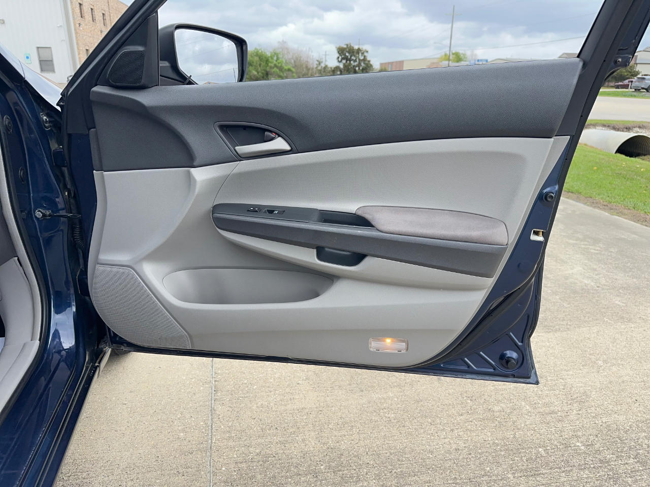 Honda Accord LX-P Sedan AT 2009