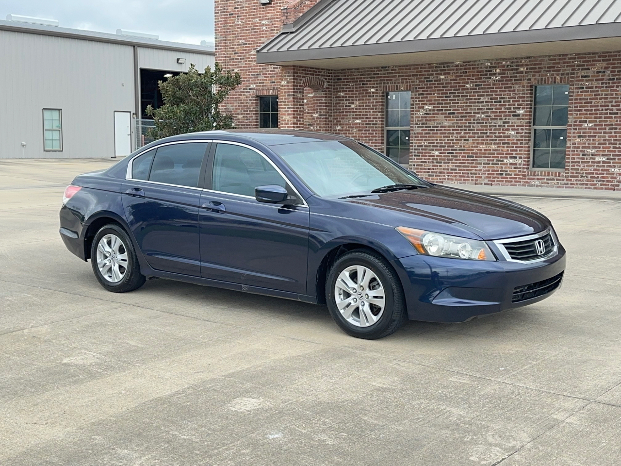 Honda Accord LX-P Sedan AT 2009