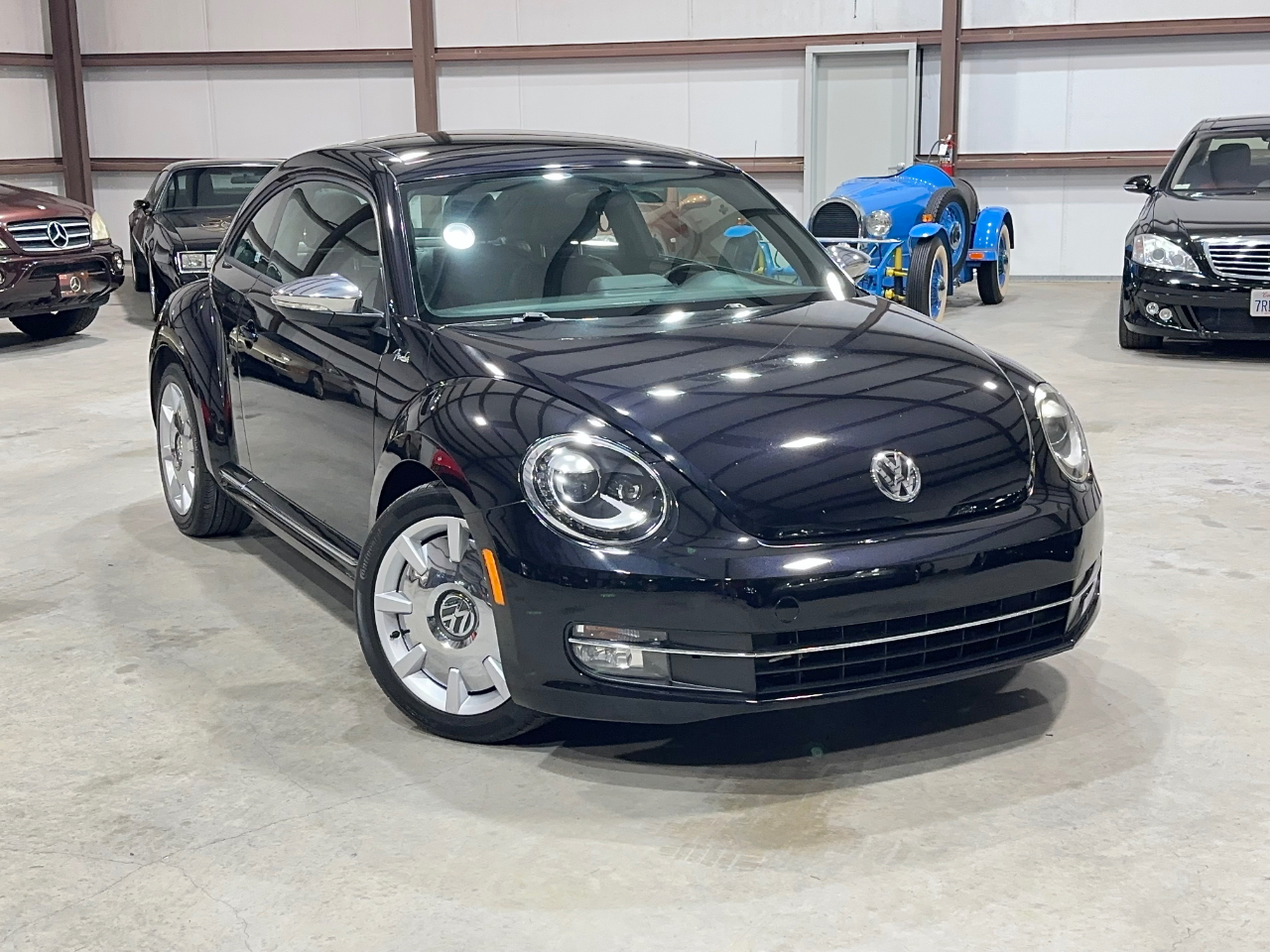 Volkswagen Beetle  2013