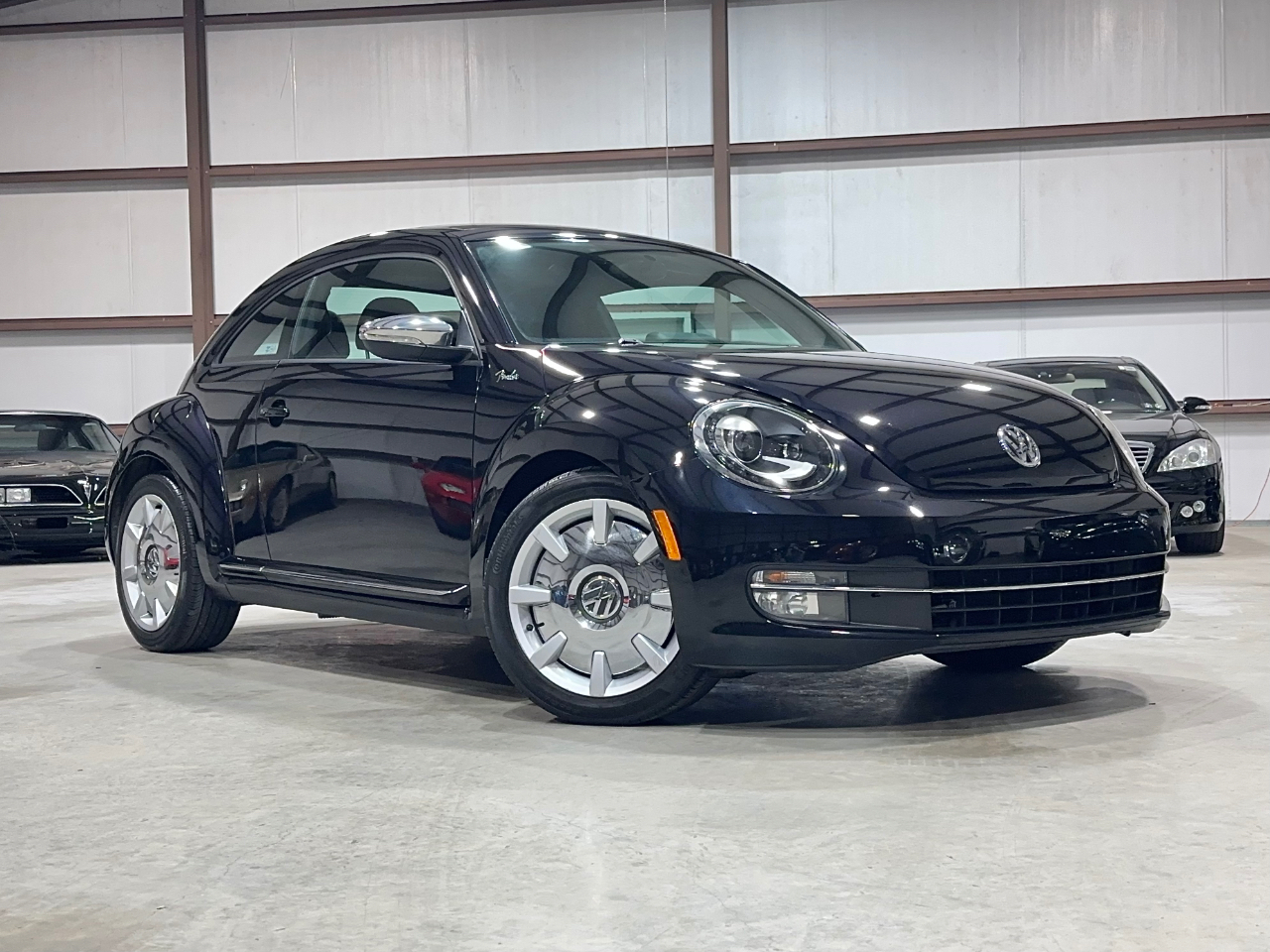 Volkswagen Beetle  2013