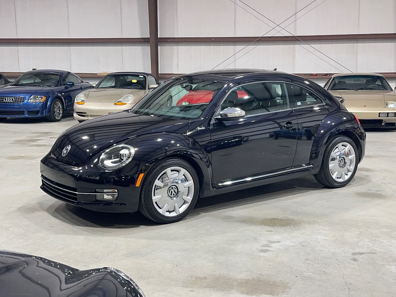 Volkswagen Beetle  2013