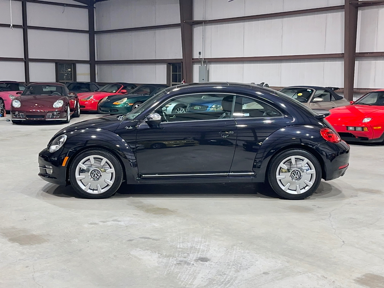 Volkswagen Beetle  2013