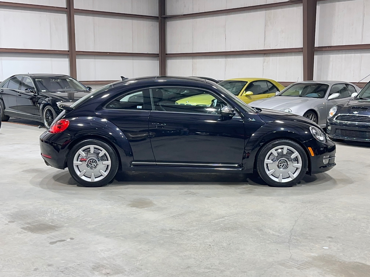 Volkswagen Beetle  2013