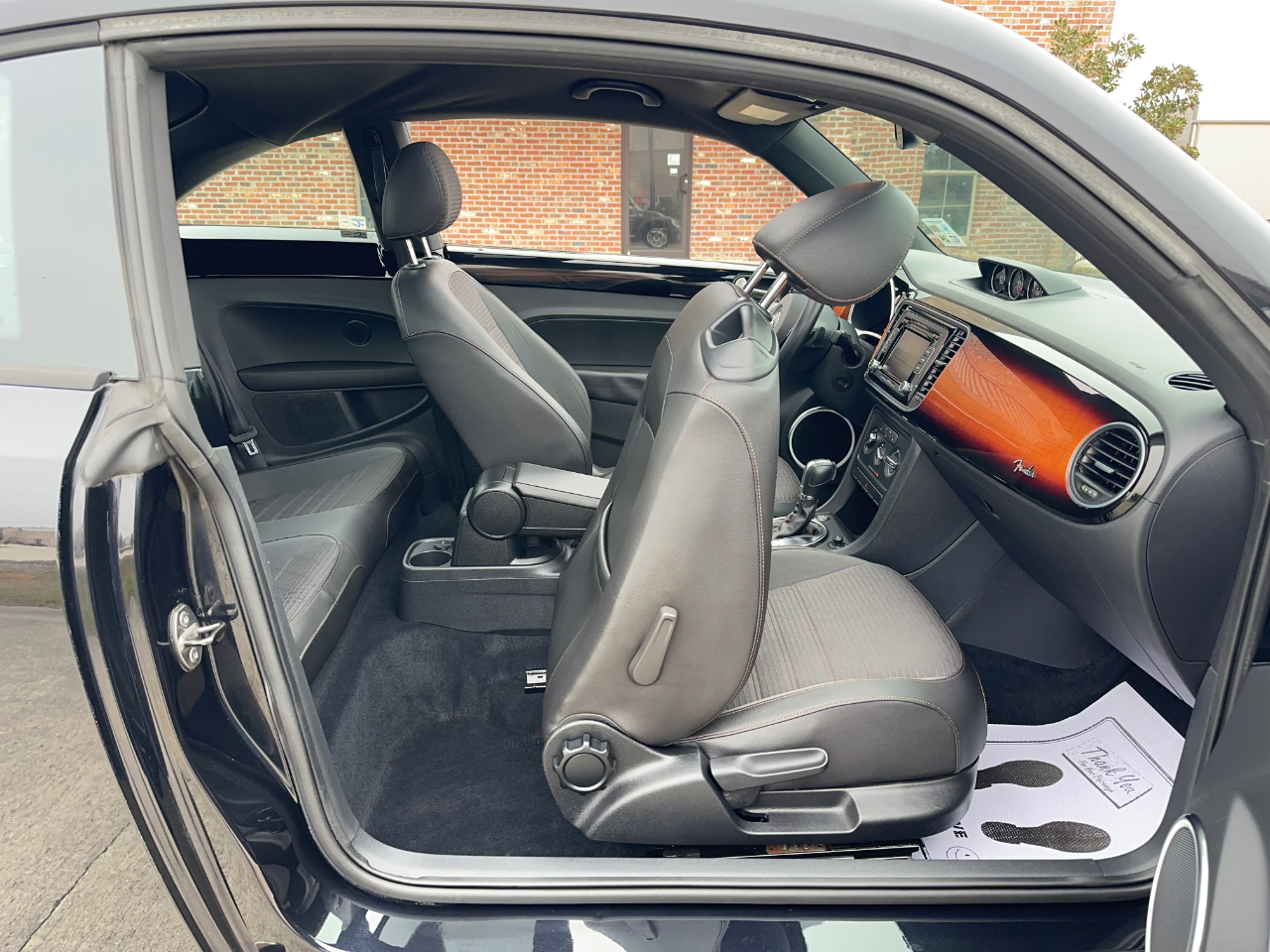 Volkswagen Beetle  2013