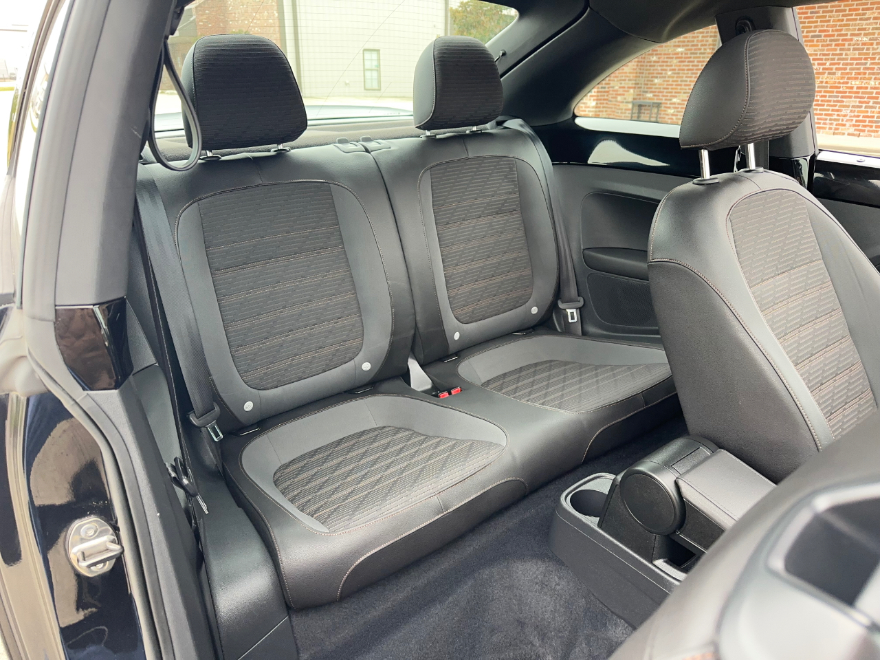 Volkswagen Beetle  2013