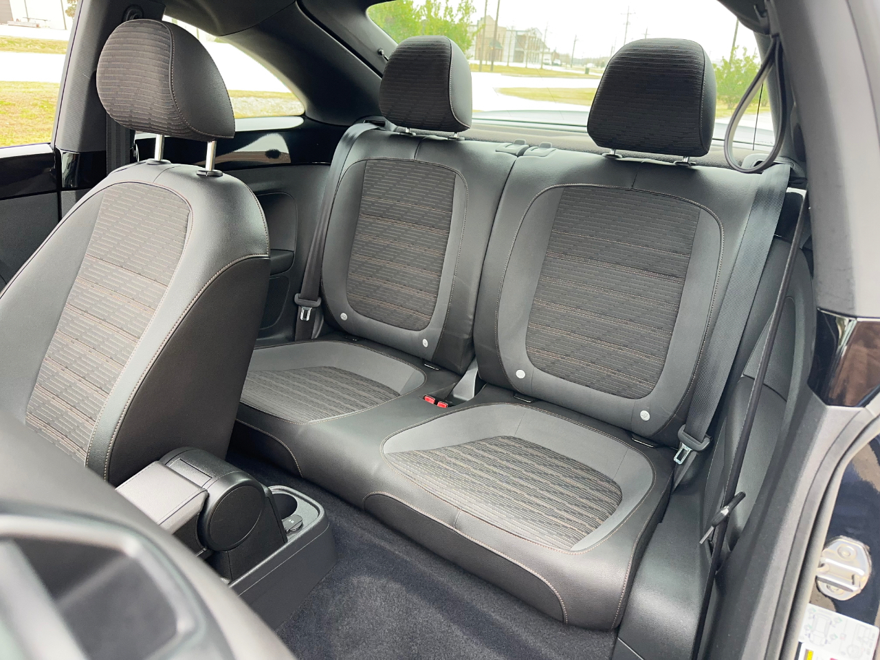 Volkswagen Beetle  2013