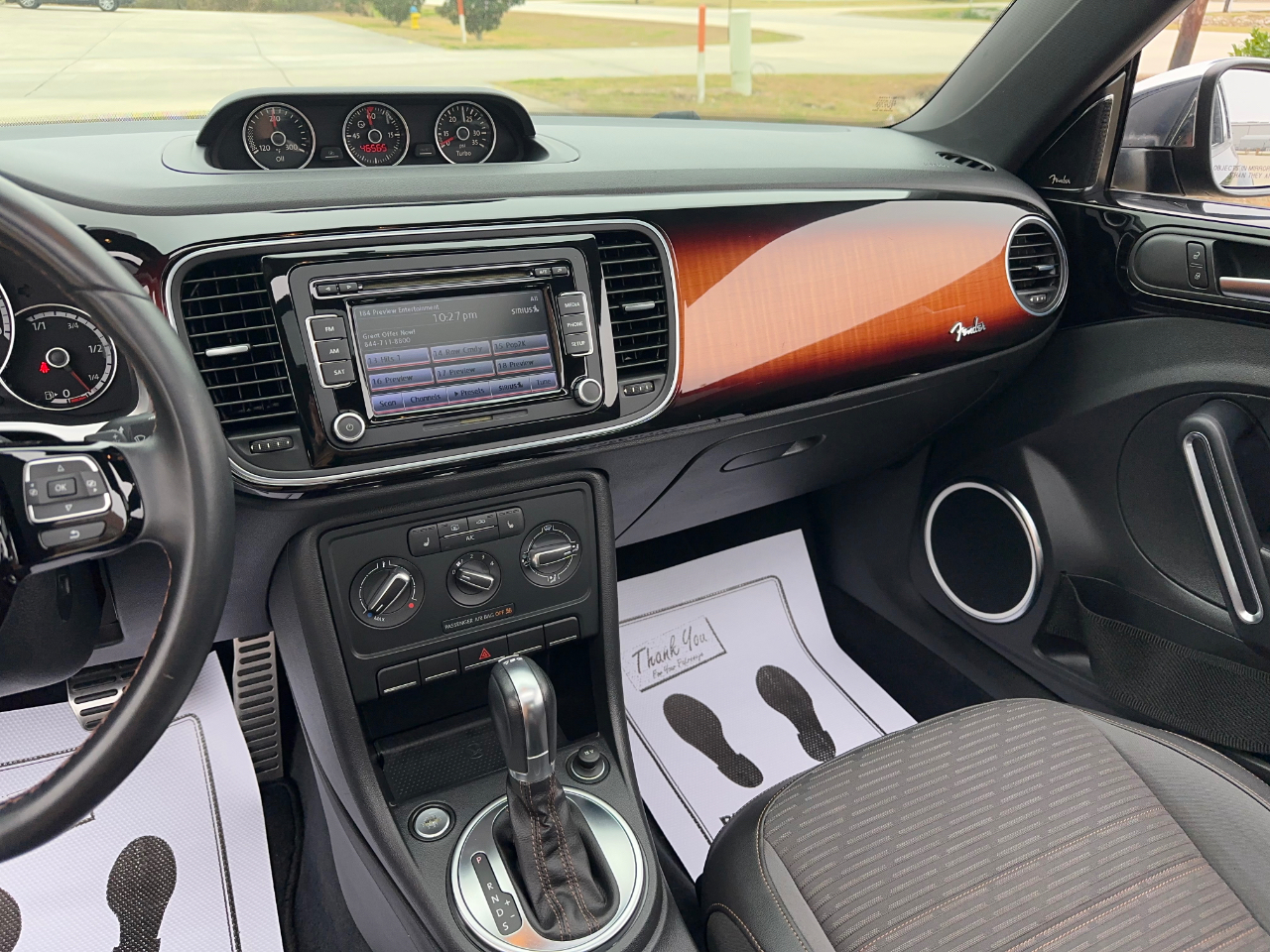 Volkswagen Beetle  2013