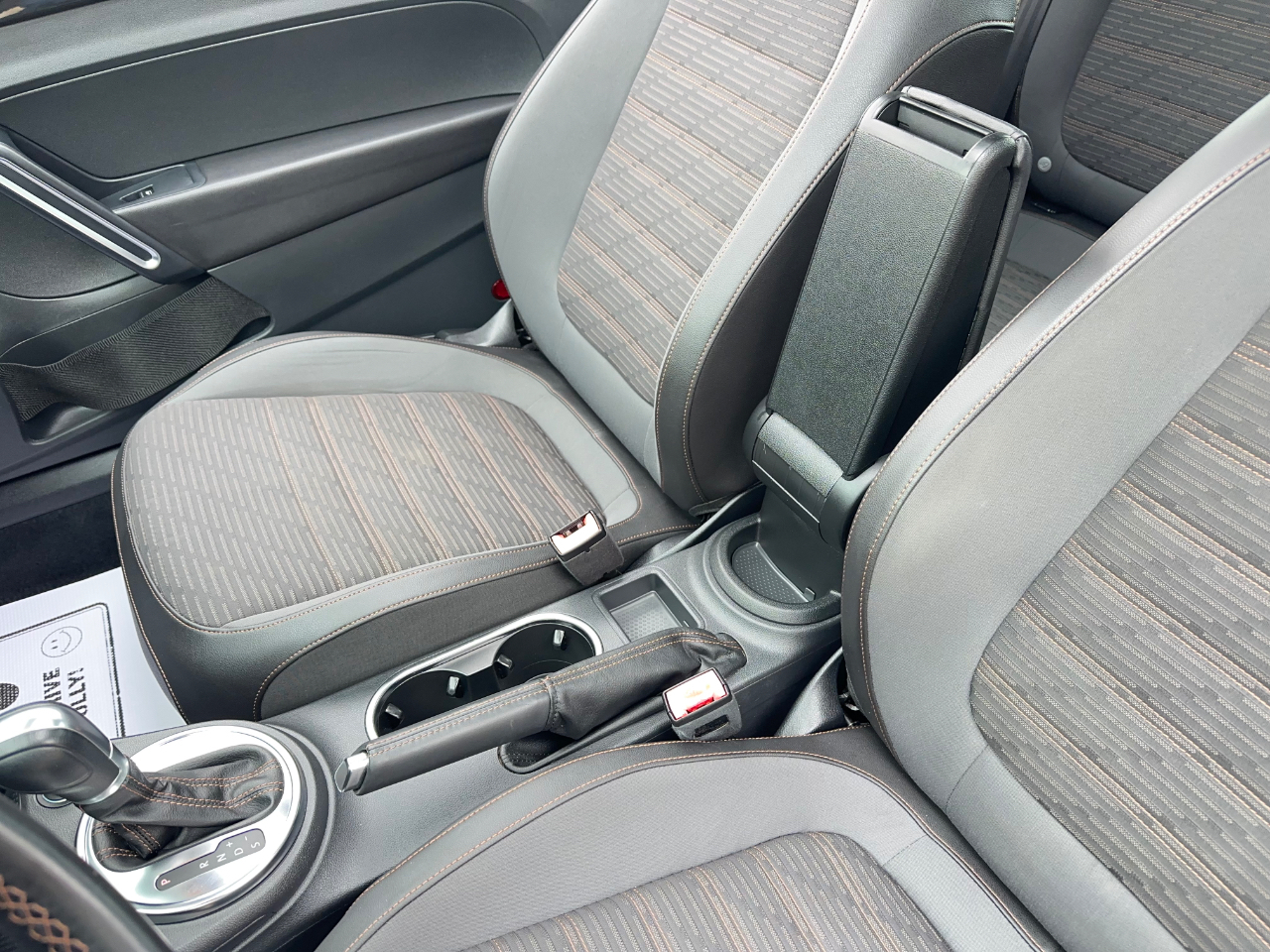 Volkswagen Beetle  2013