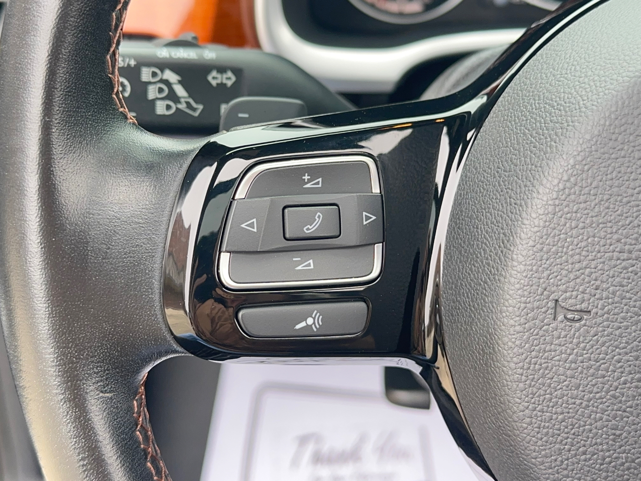 Volkswagen Beetle  2013