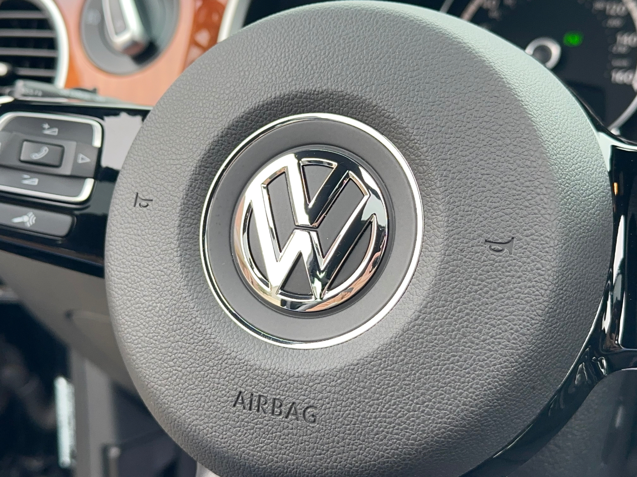 Volkswagen Beetle  2013