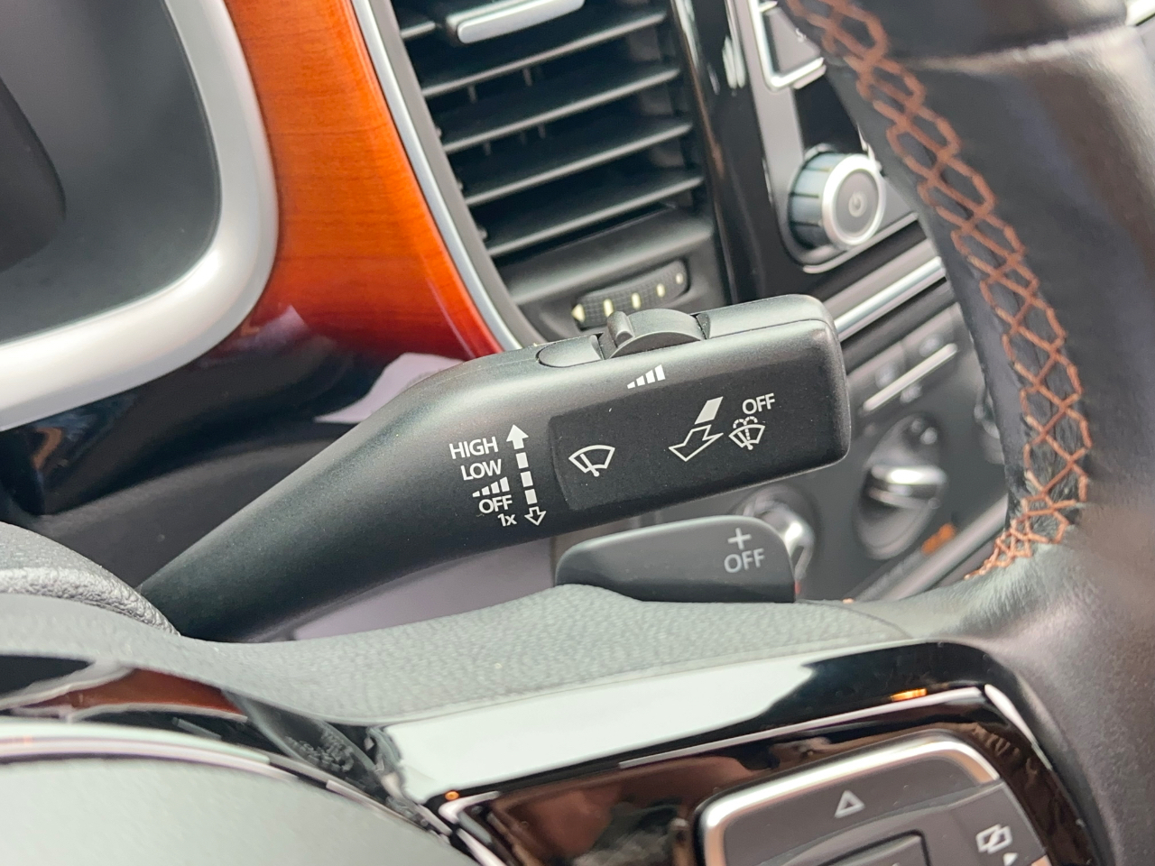 Volkswagen Beetle  2013