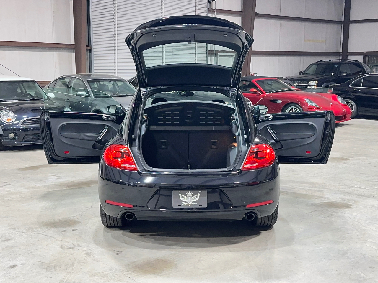 Volkswagen Beetle  2013