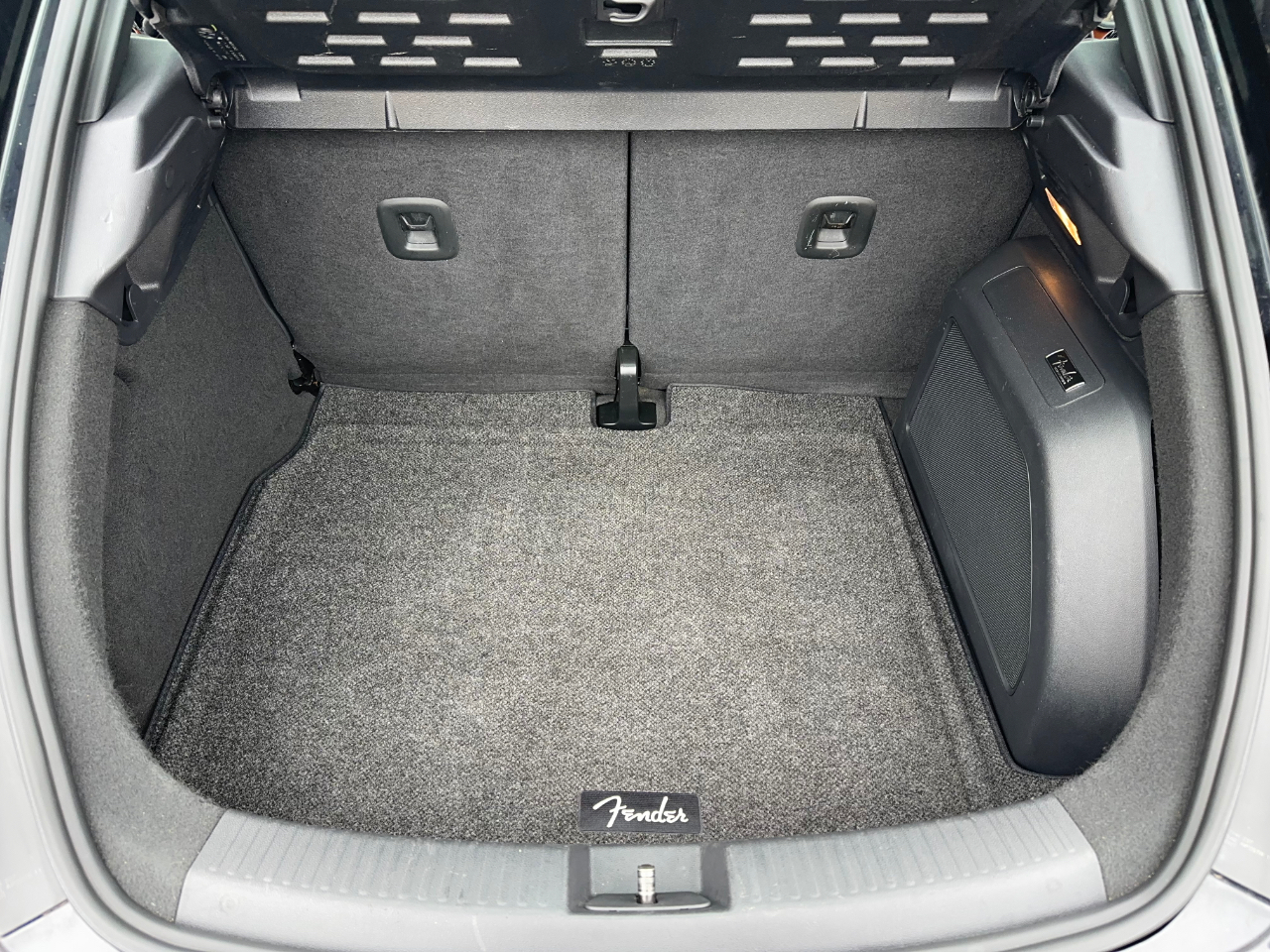 Volkswagen Beetle  2013