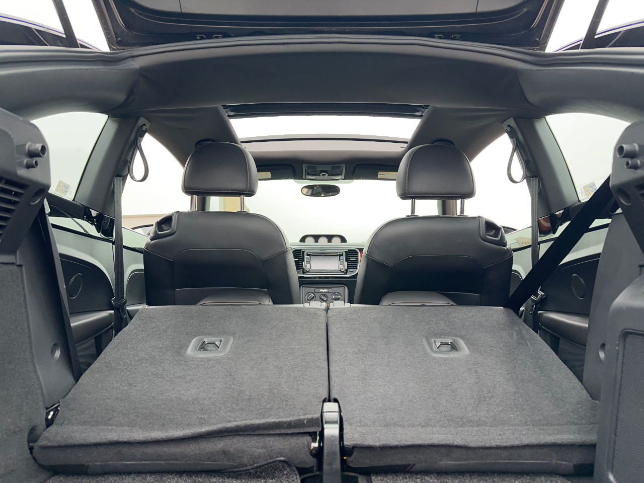 Volkswagen Beetle  2013