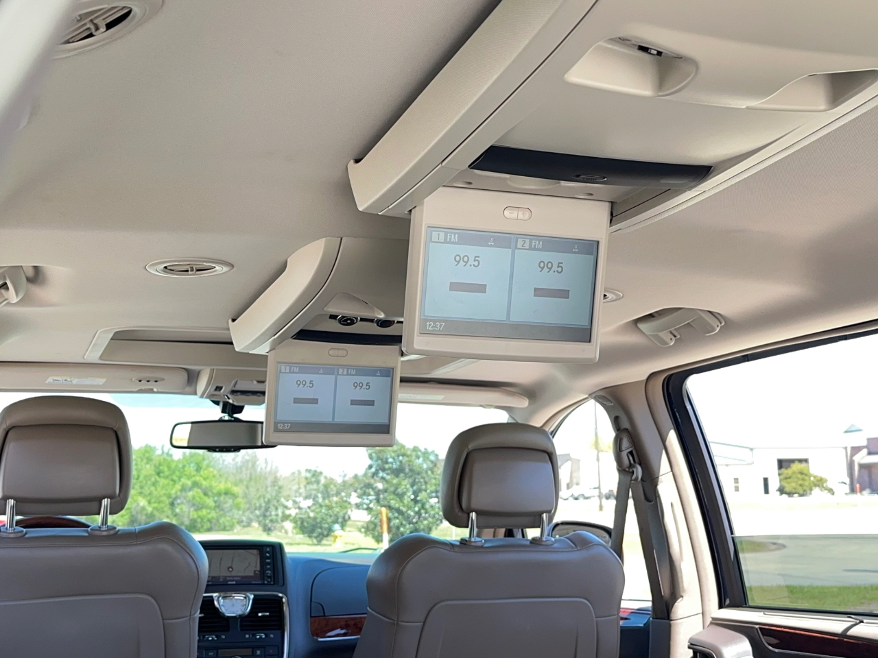 Chrysler Town & Country Limited 2012