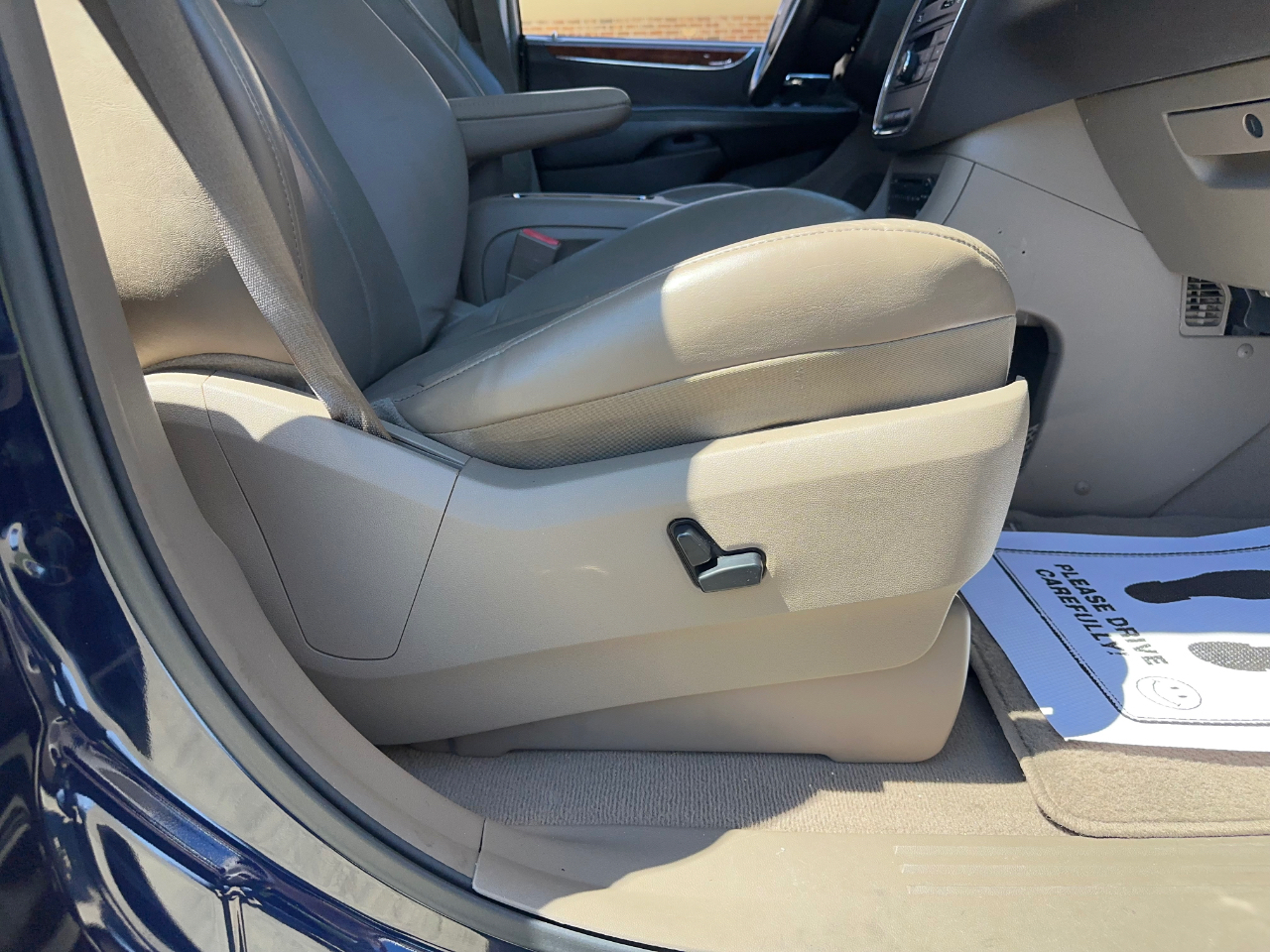 Chrysler Town & Country Limited 2012