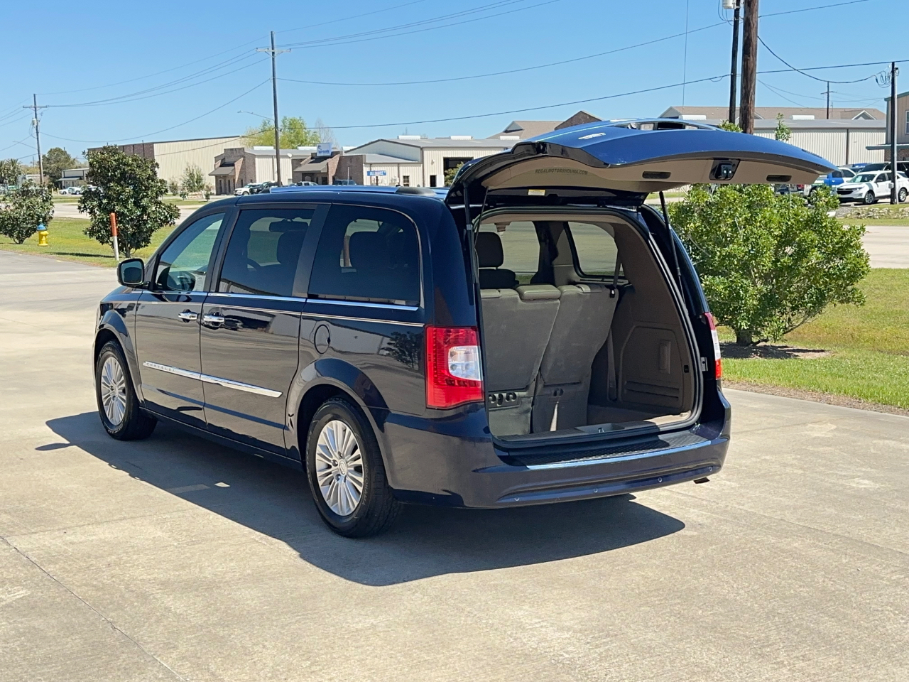 Chrysler Town & Country Limited 2012