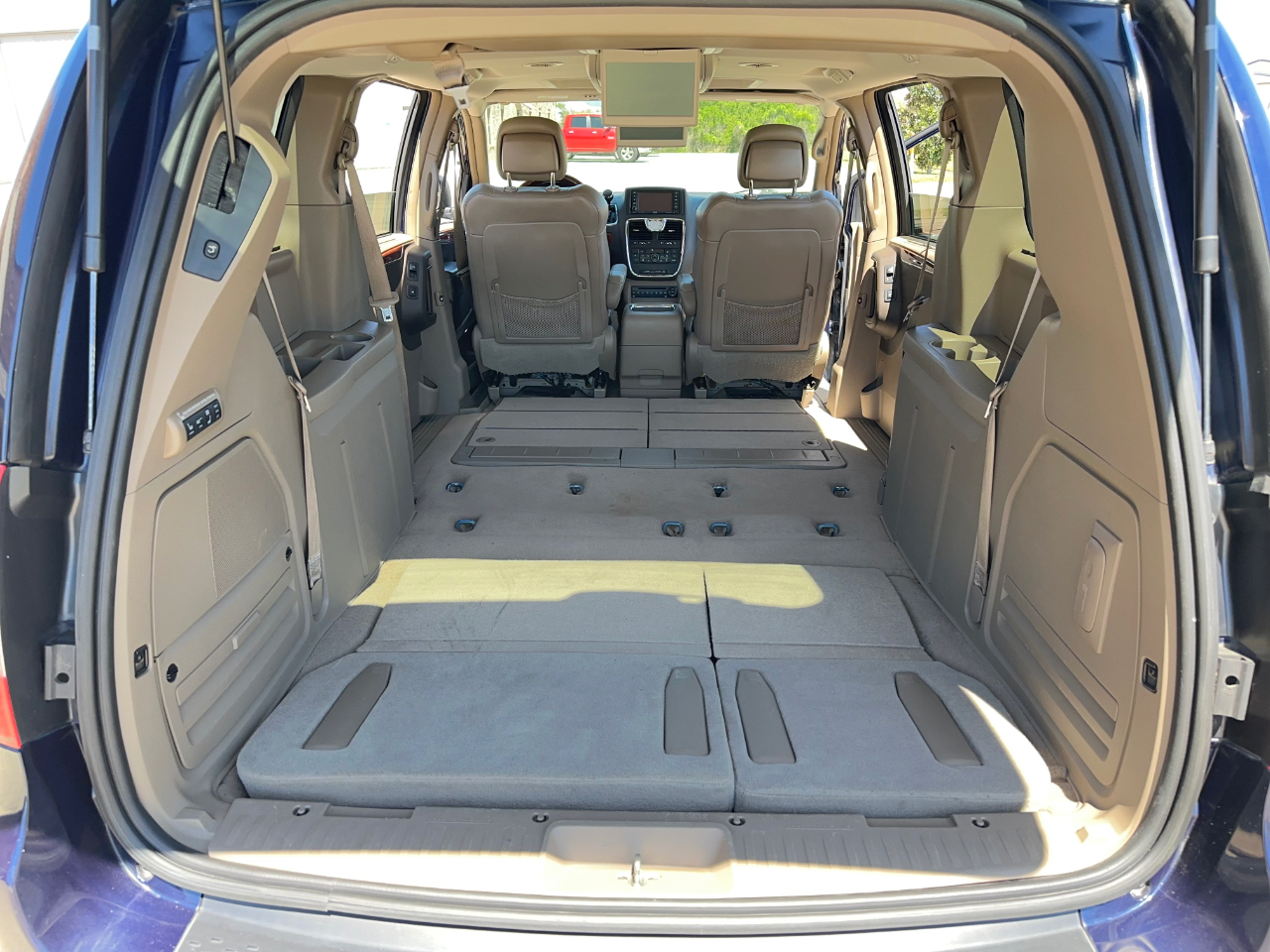 Chrysler Town & Country Limited 2012