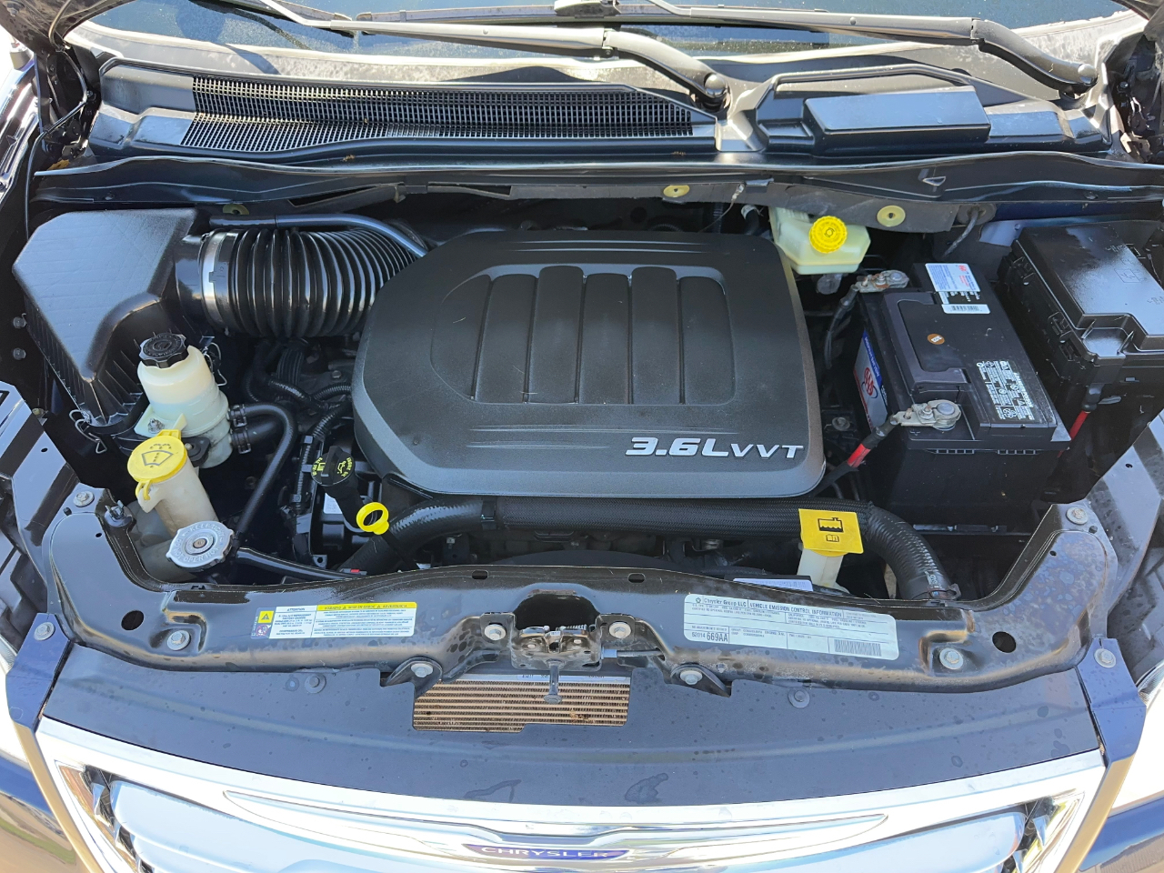 Chrysler Town & Country Limited 2012