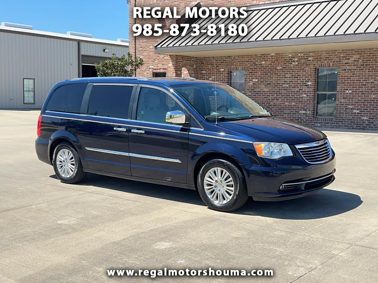 2012 Chrysler Town & Country Limited