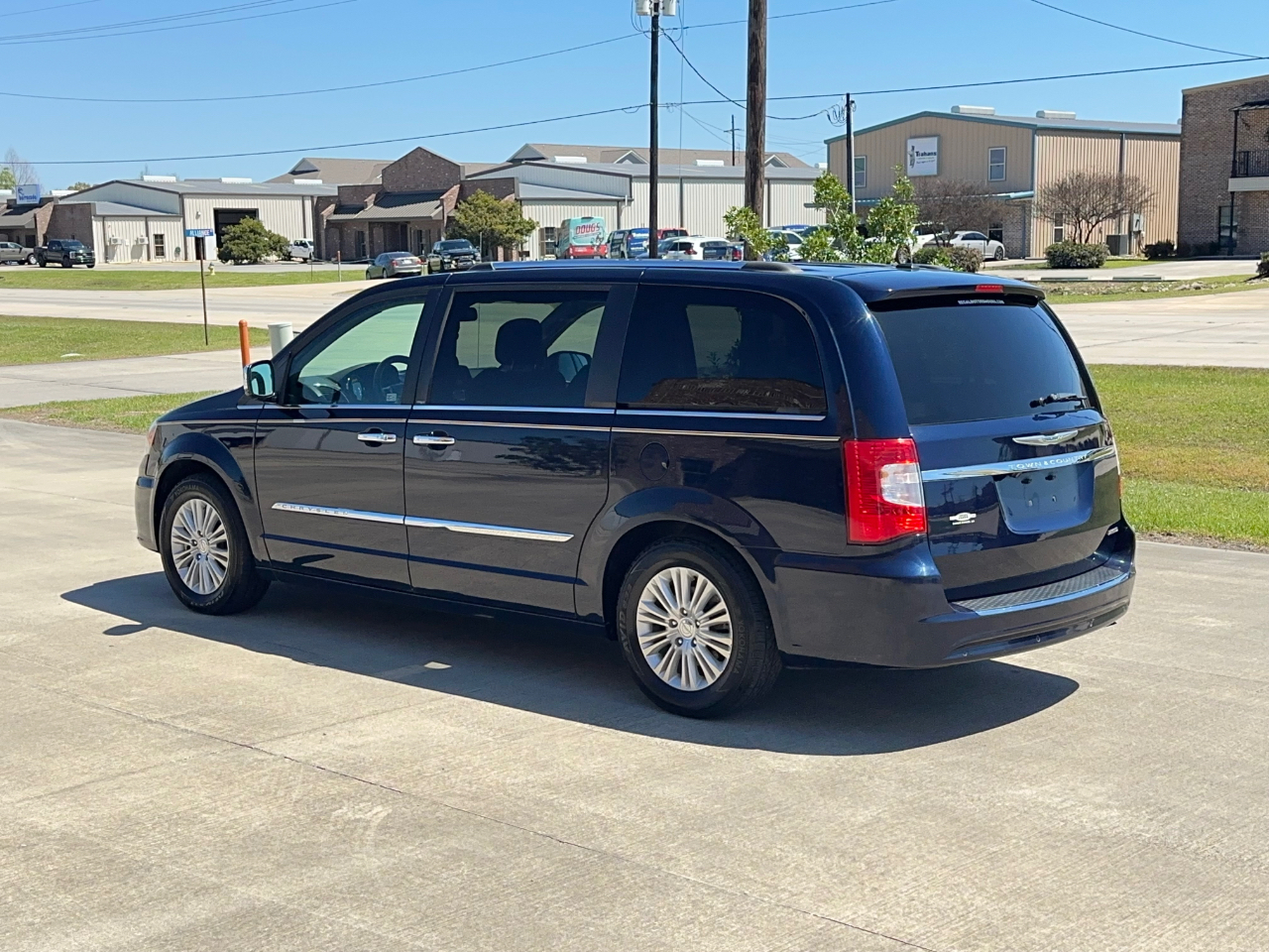 Chrysler Town & Country Limited 2012