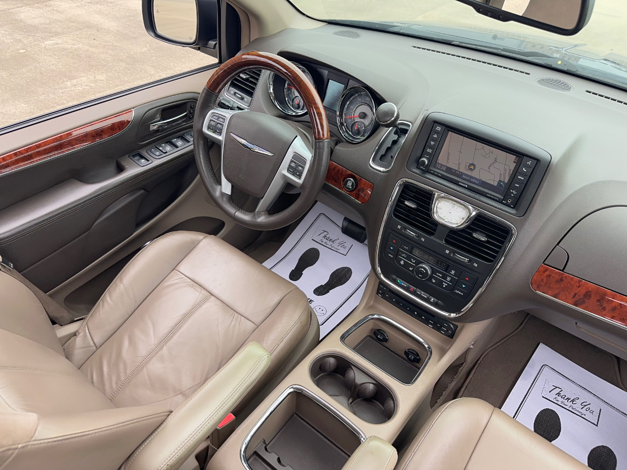 Chrysler Town & Country Limited 2012