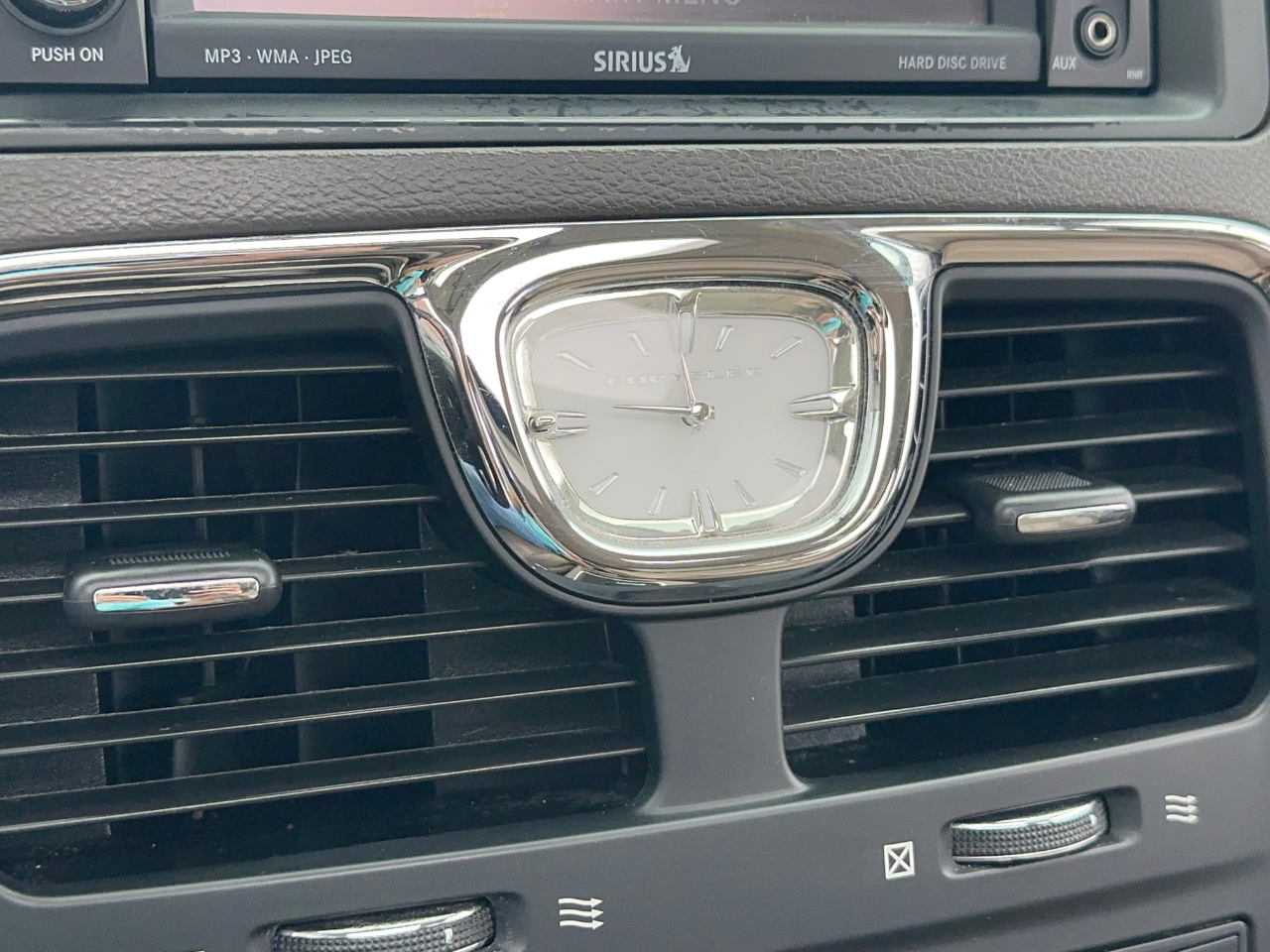 Chrysler Town & Country Limited 2012