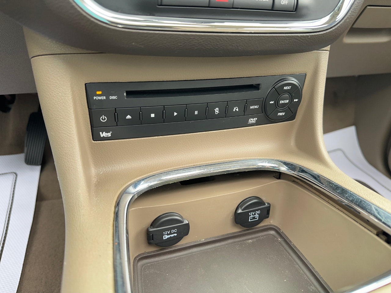 Chrysler Town & Country Limited 2012
