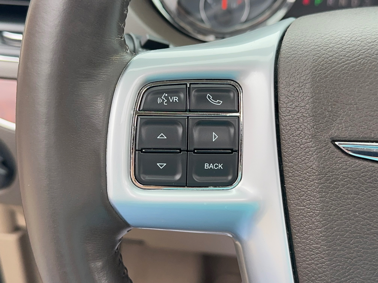 Chrysler Town & Country Limited 2012